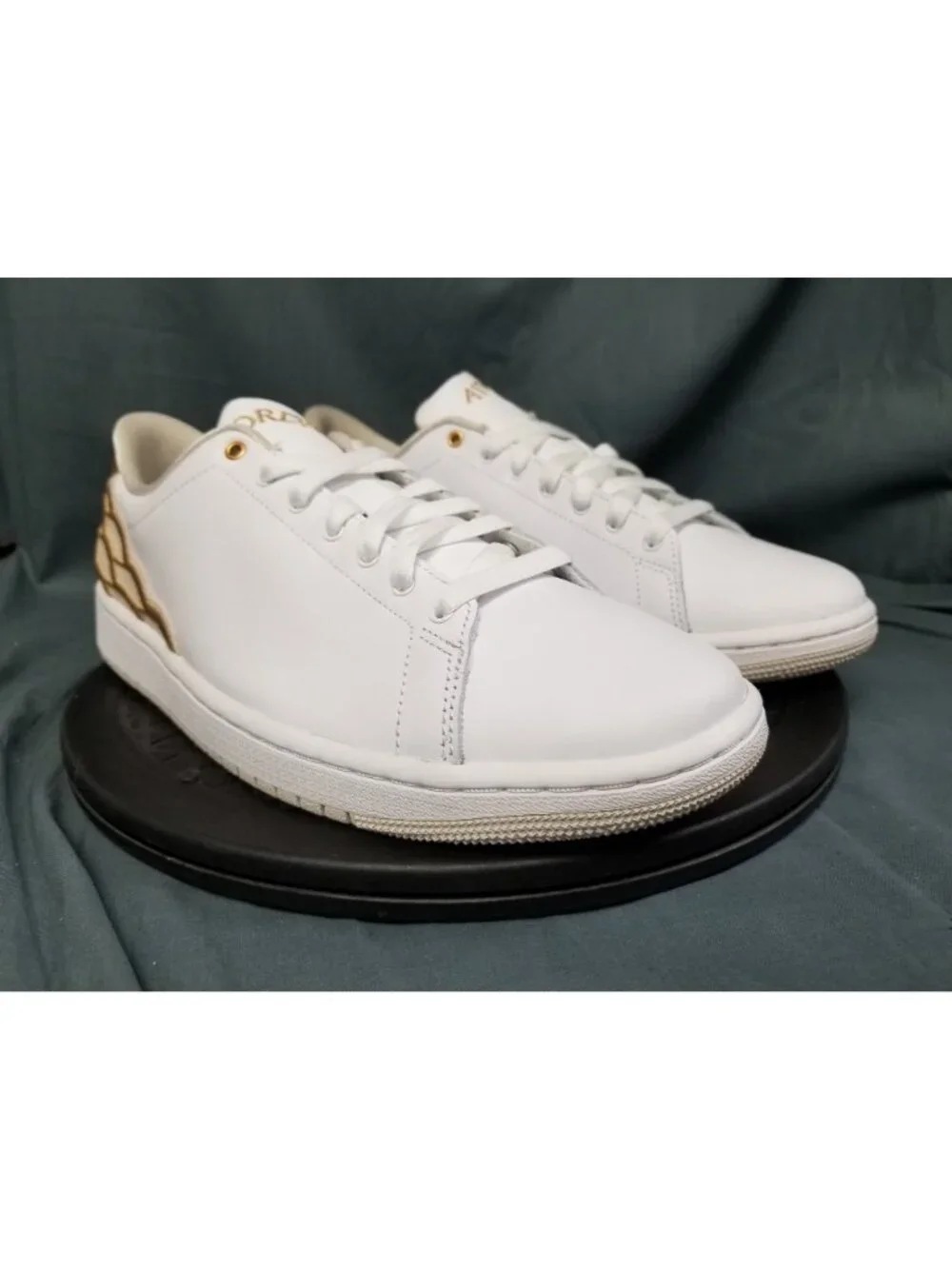 Jordan 1 Centre Court White Gold DQ8577 100 Men's Size 13 NEW IN BOX!